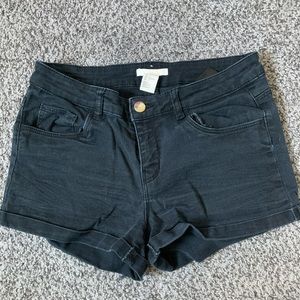 Black H&M jean shorts